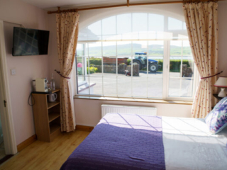 Triple Room at Browne's B&amp;B Dingle